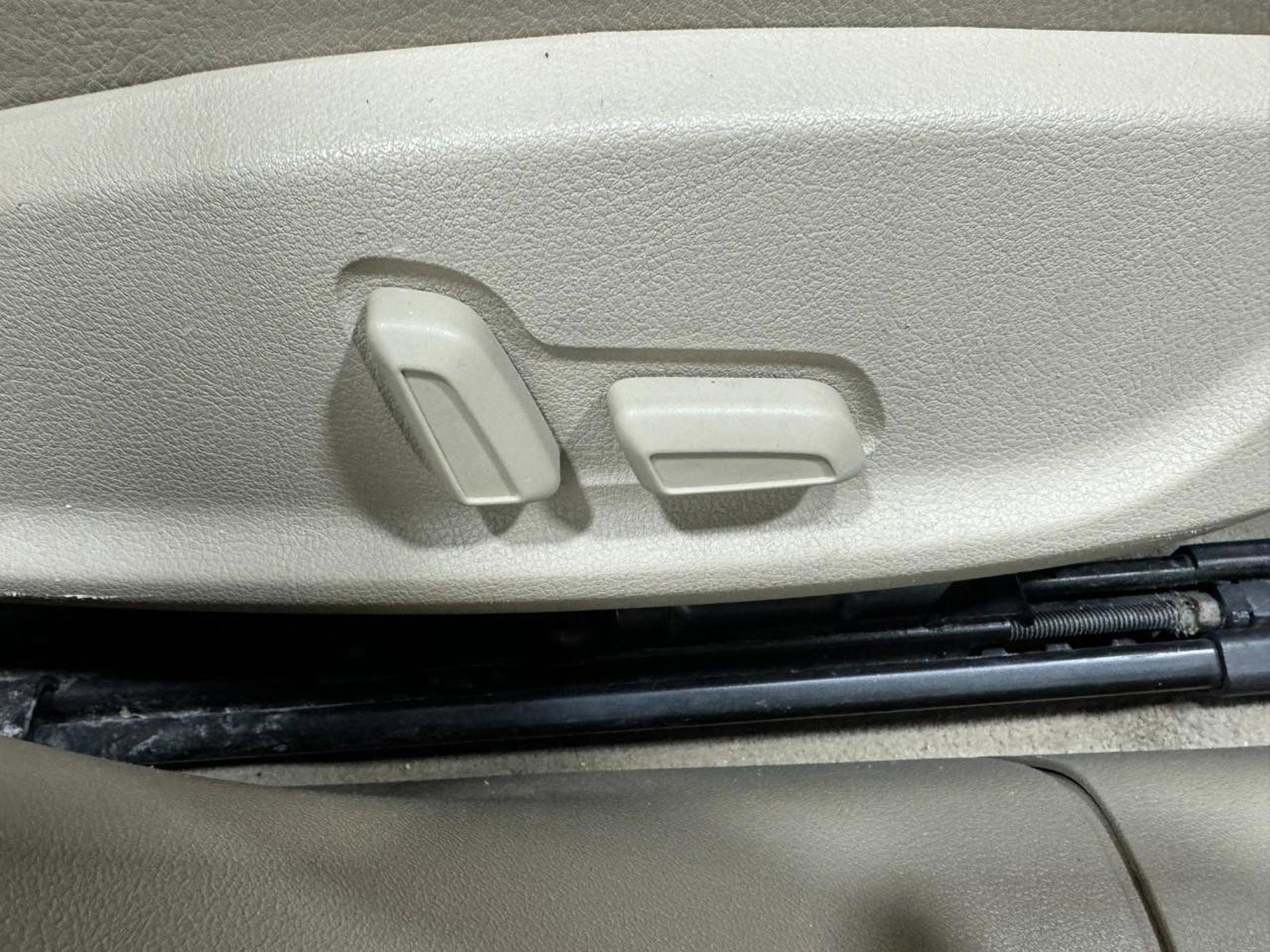 Used 2012 Audi A4 2.0T Premium w/ Convenience Pkg image 20