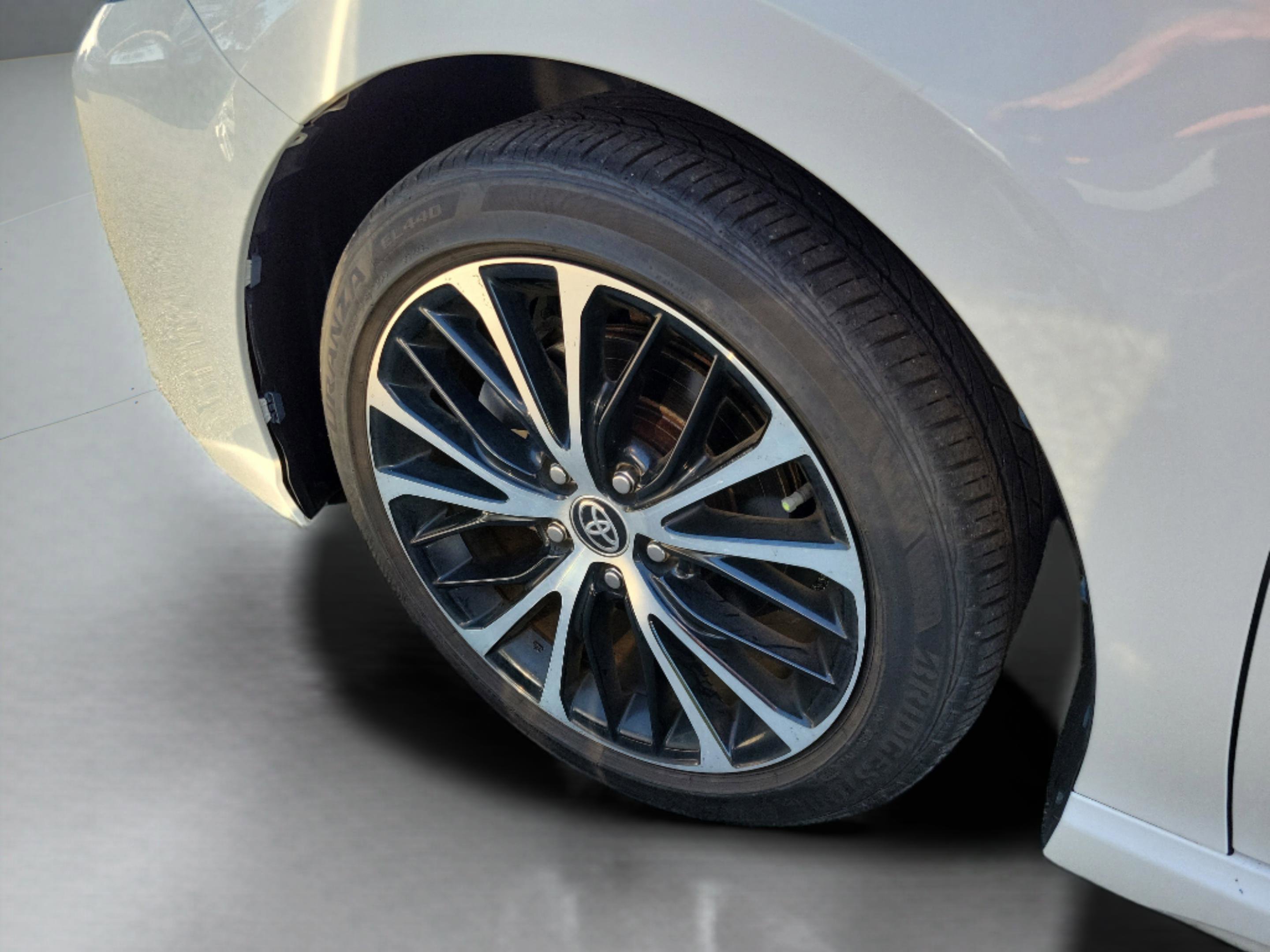 Used 2020 Toyota Camry SE image 30