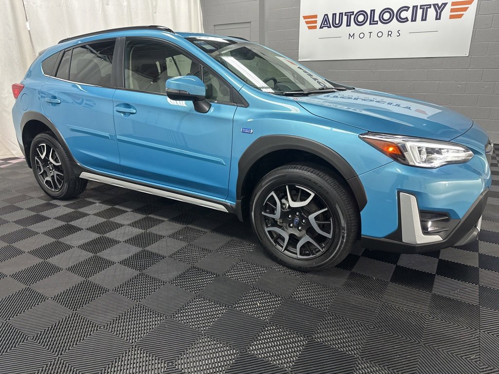 Used 2022 Subaru Crosstrek Hybrid w/ Moonroof Package w/Navigation image 3