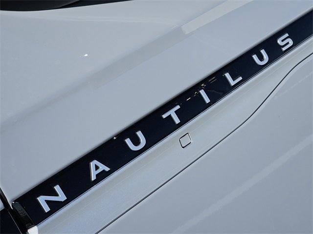 New 2026 Lincoln Nautilus Reserve image 11
