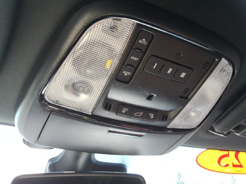 Used 2025 Dodge Durango R/T AWD/4WD image 36