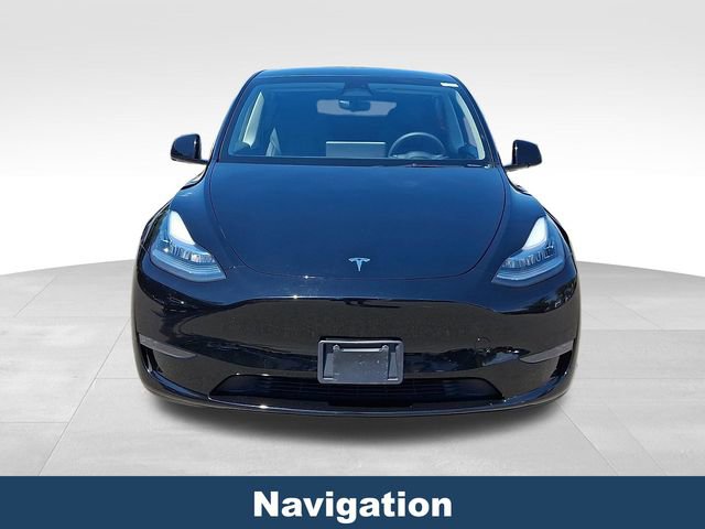 Used 2023 Tesla Model Y Long Range AWD/4WD image 2