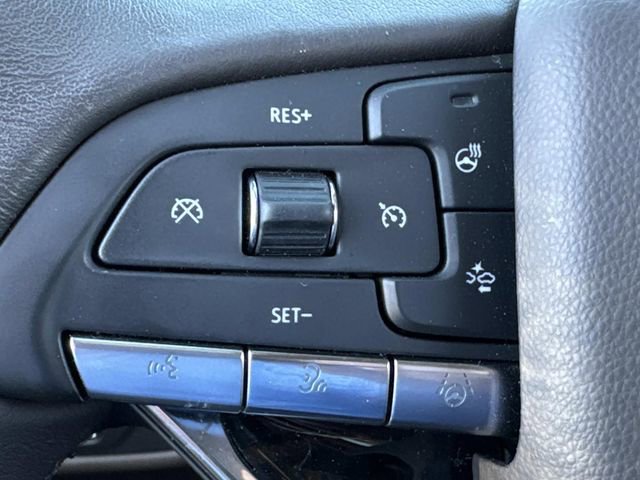 Used 2023 Cadillac Escalade Sport w/ LPO, ONYX Package image 31