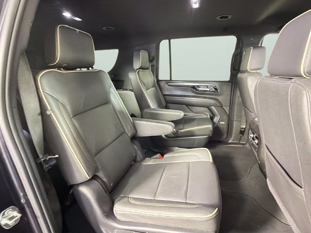 Certified 2025 Chevrolet Suburban Premier RWD image 33