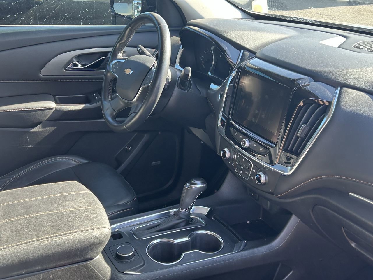 Used 2018 Chevrolet Traverse RS w/ LPO, Cargo Package FWD image 9