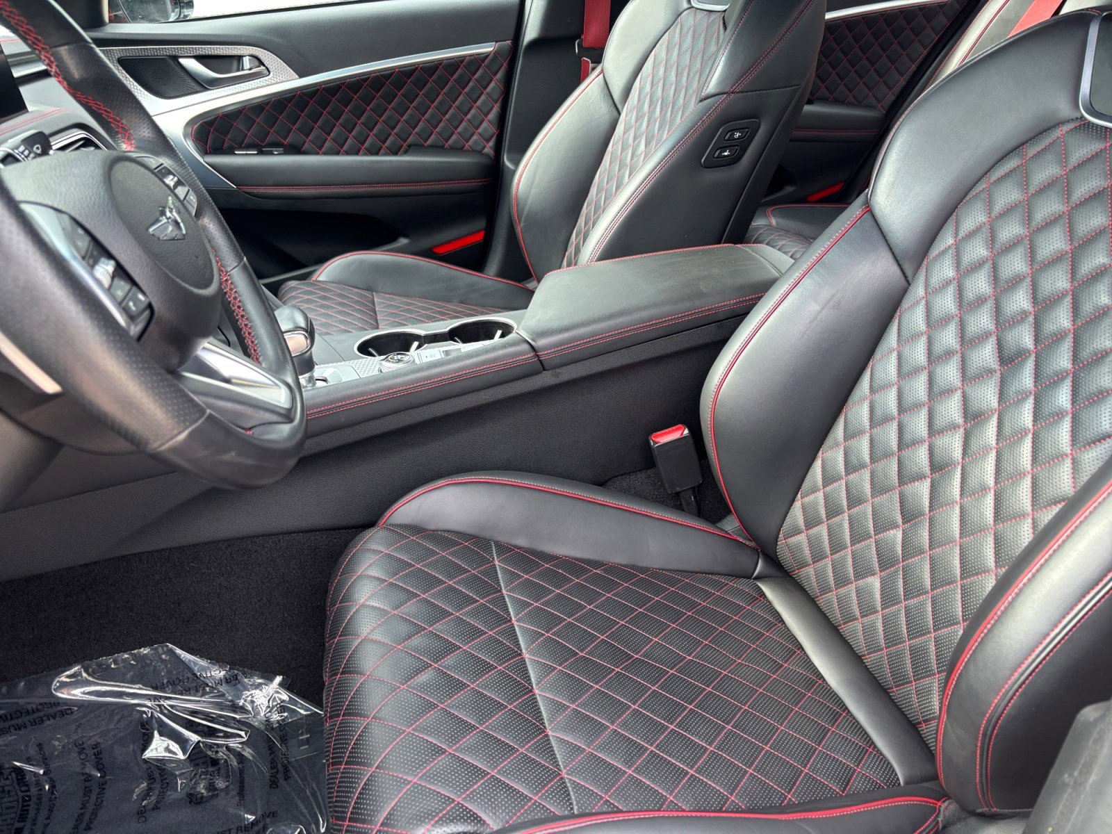 Used 2023 Genesis G70 3.3T w/ Sport Prestige Package image 9