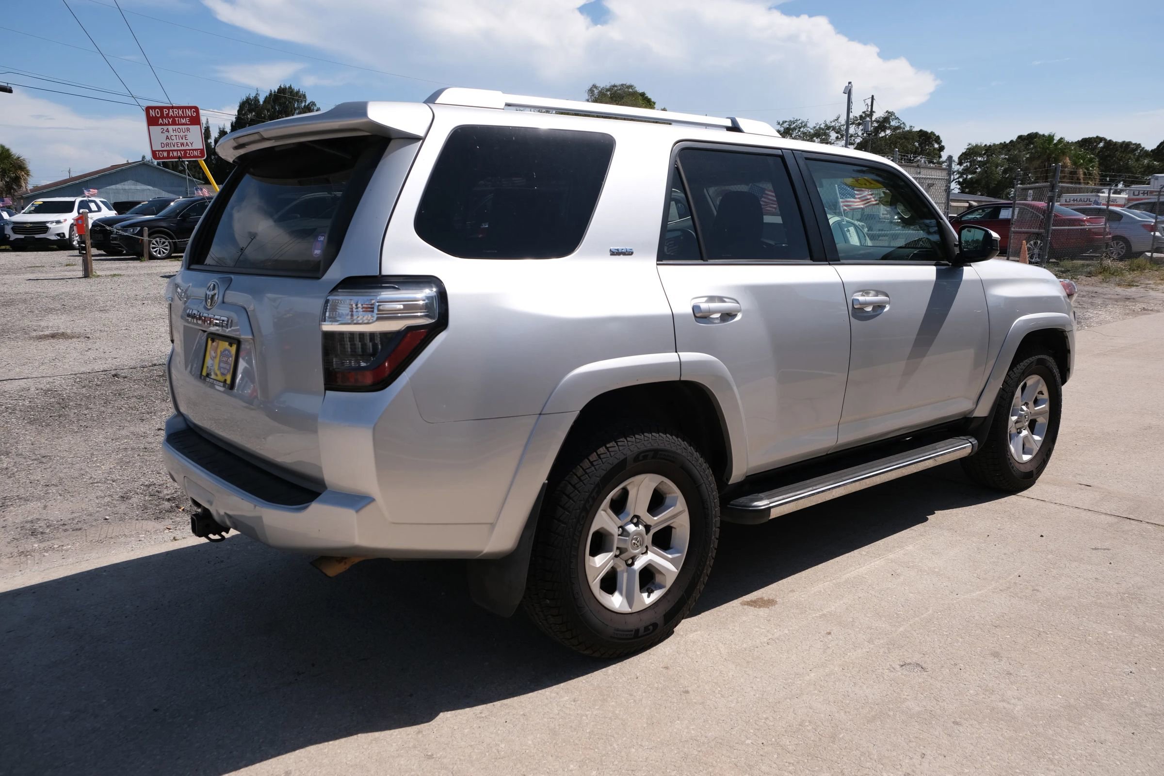 Used 2015 Toyota 4Runner SR5 RWD image 5