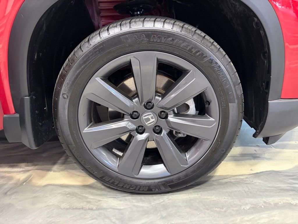 Used 2025 Honda Pilot Sport image 27