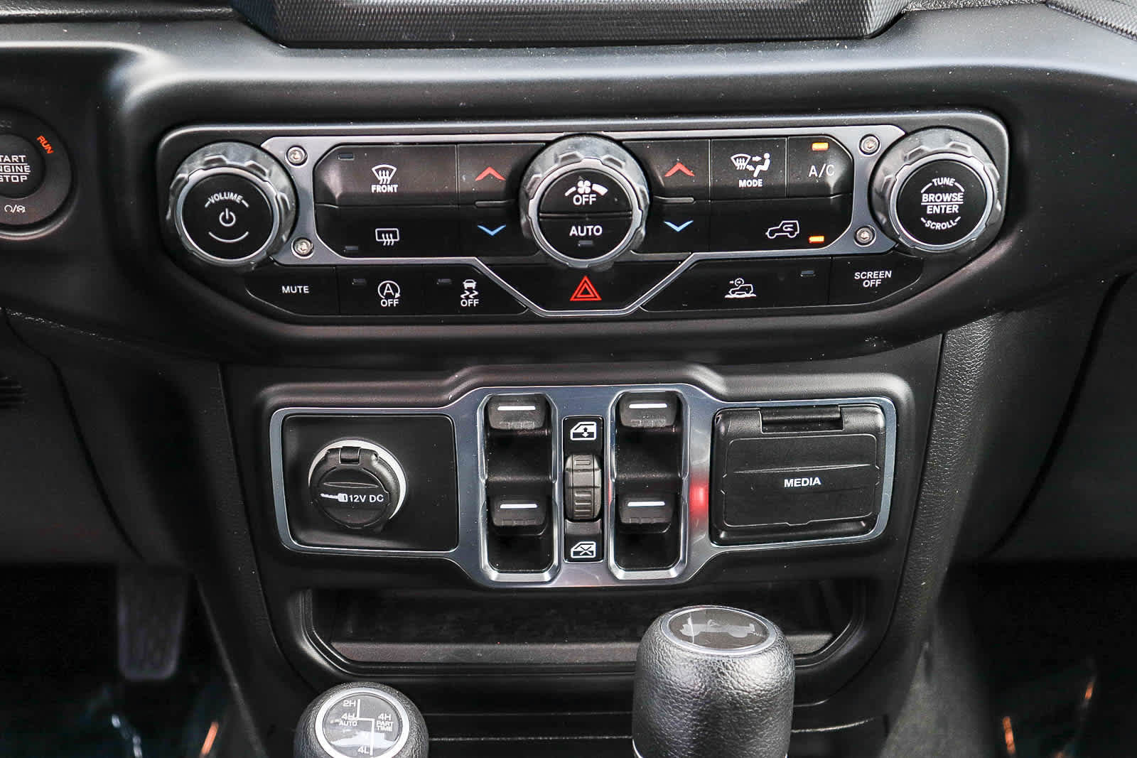 Used 2021 Jeep Wrangler Unlimited Sport AWD/4WD image 19