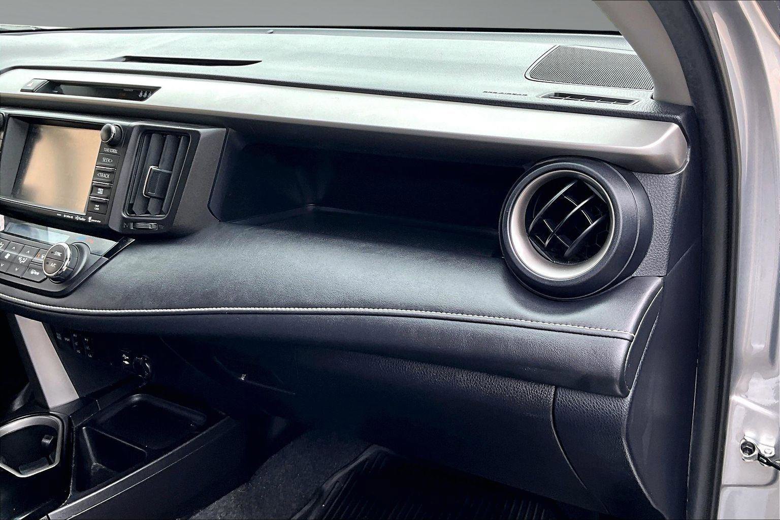 Used 2017 Toyota RAV4 Limited w/ Advanced Technology Package image 17