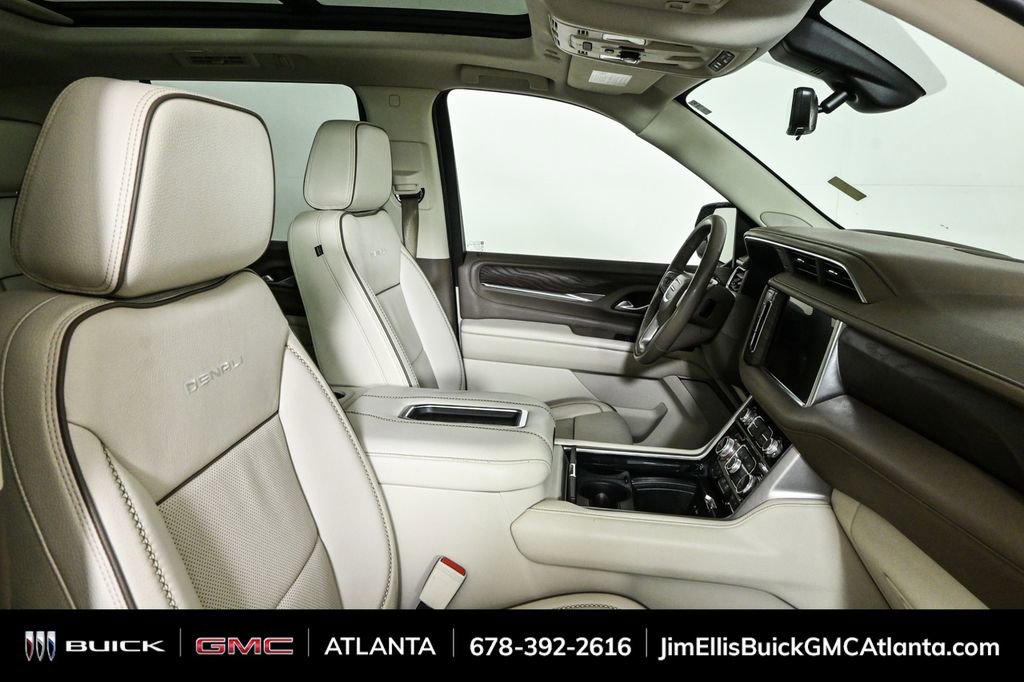 Used 2021 GMC Yukon Denali w/ Denali Premium Package image 25