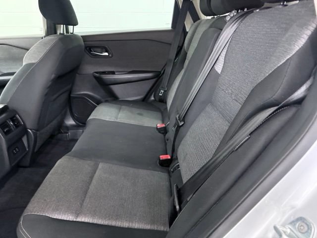 Used 2022 Nissan Rogue SV FWD image 24
