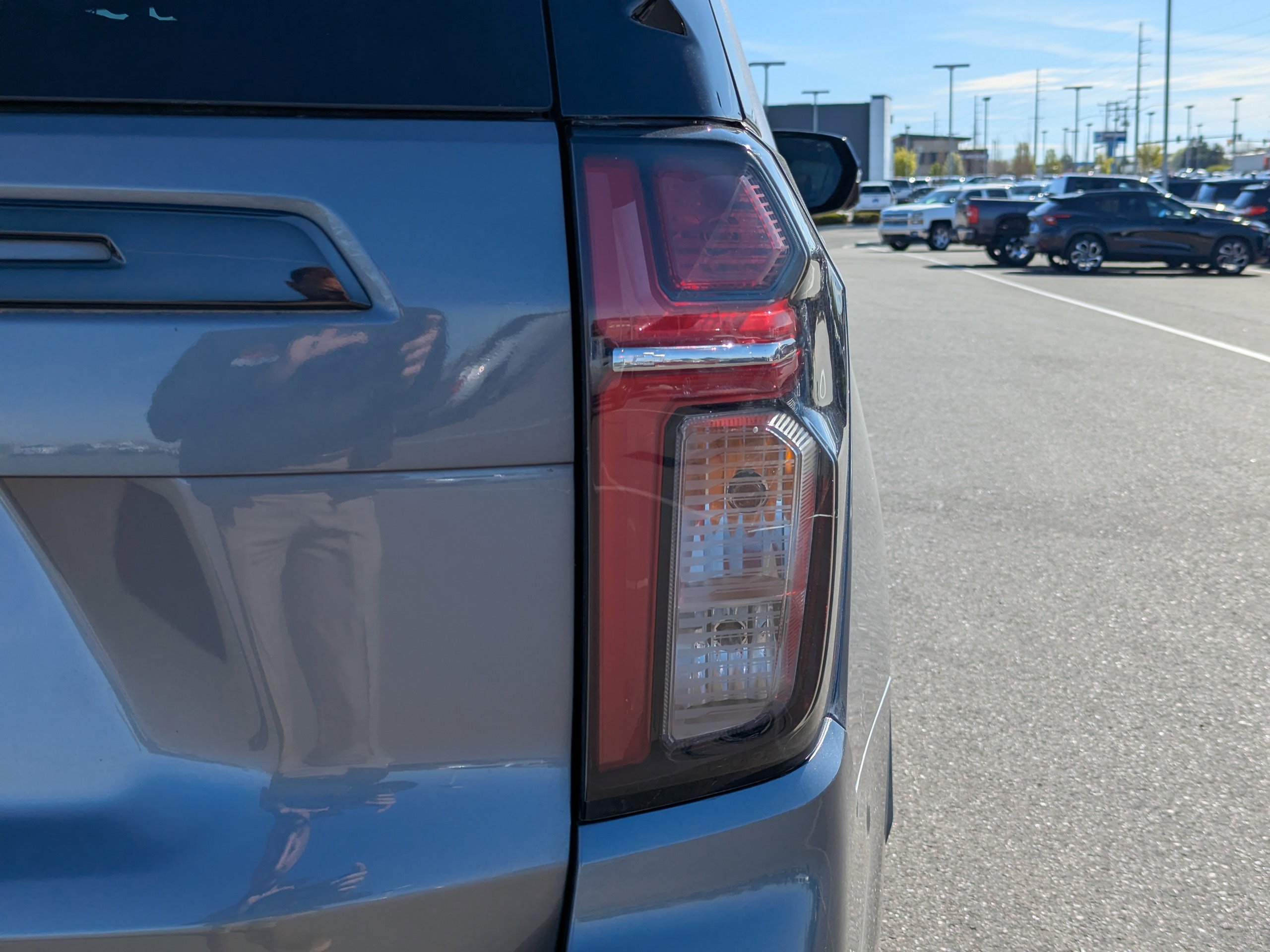 Certified 2021 Chevrolet Tahoe Z71 w/ Z71 Signature Package AWD/4WD image 52