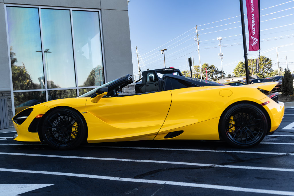 Used 2021 McLaren 720S Luxury RWD image 19