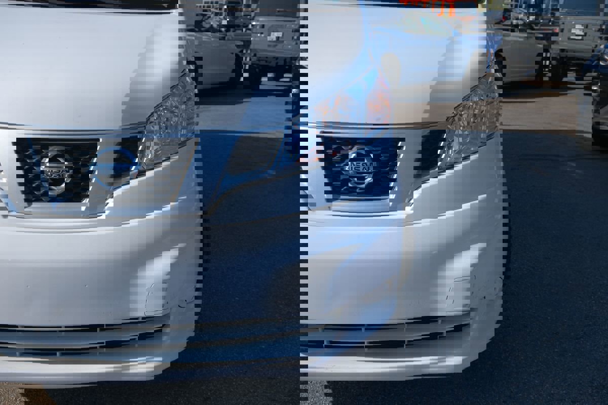 Used 2021 Nissan NV200 SV w/ Back Door Glass Package image 10