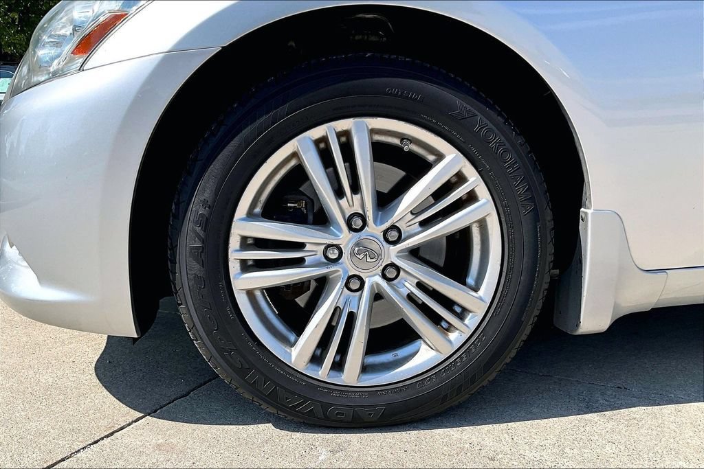 Used 2011 INFINITI G37 x Sedan w/ Premium Pkg AWD/4WD image 7