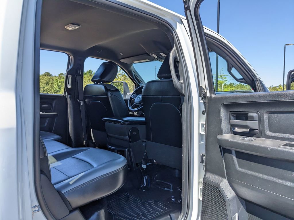 Used 2024 RAM 2500 Tradesman w/ Chrome Appearance Group AWD/4WD image 43