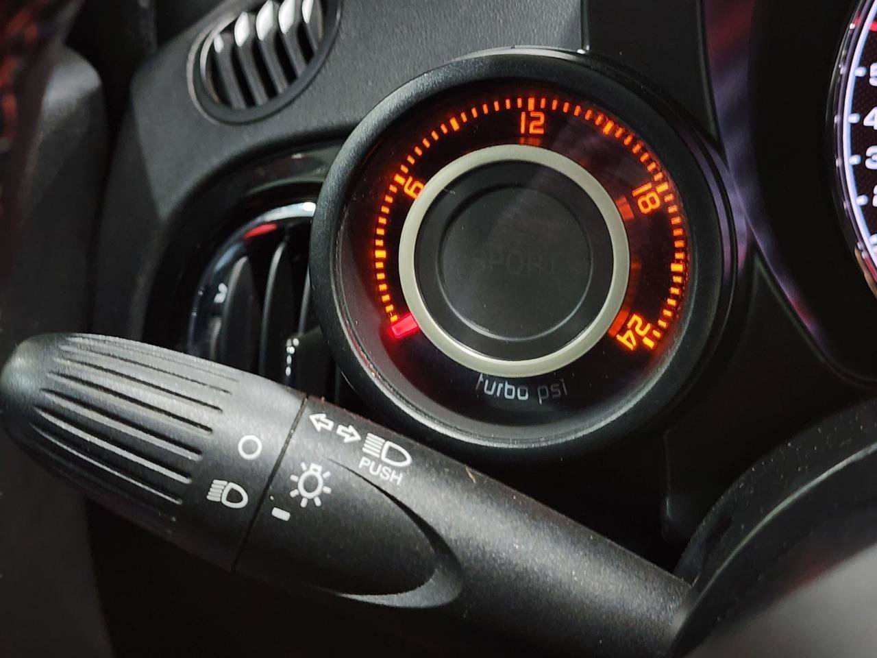 Used 2016 FIAT 500 Abarth w/ Comfort & Convenience Group image 11