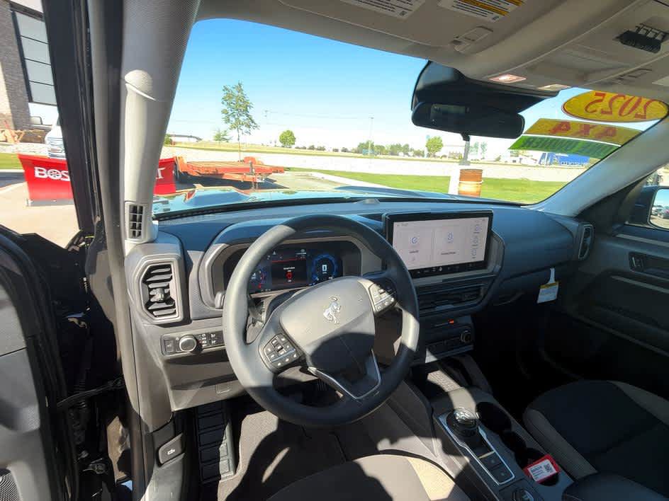 Used 2025 Ford Bronco Sport Big Bend AWD/4WD image 14