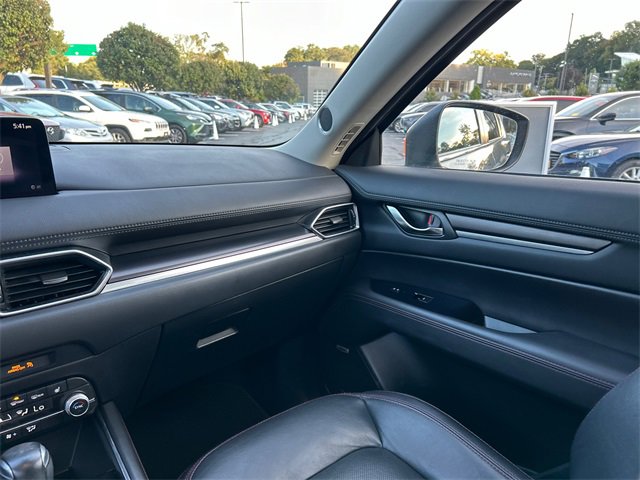 Used 2021 MAZDA CX-5 Carbon Edition image 25