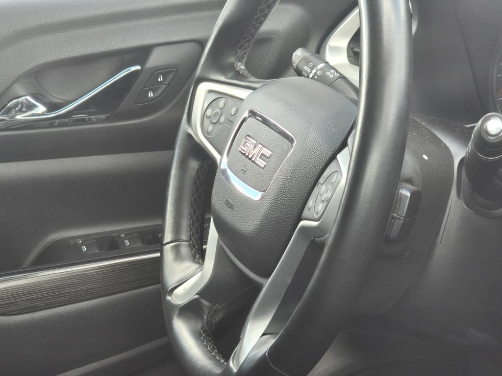 Used 2023 GMC Acadia SLT FWD image 15