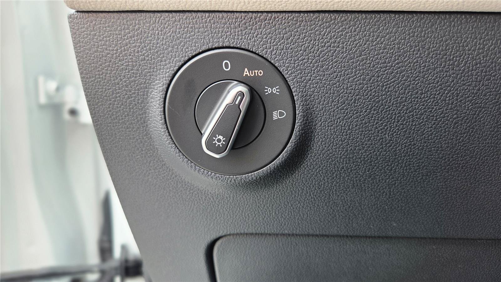New 2026 Volkswagen Taos SEL AWD/4WD image 15