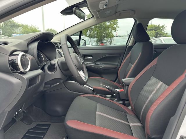 New 2025 Nissan Versa SR w/ Trunk Package FWD image 16