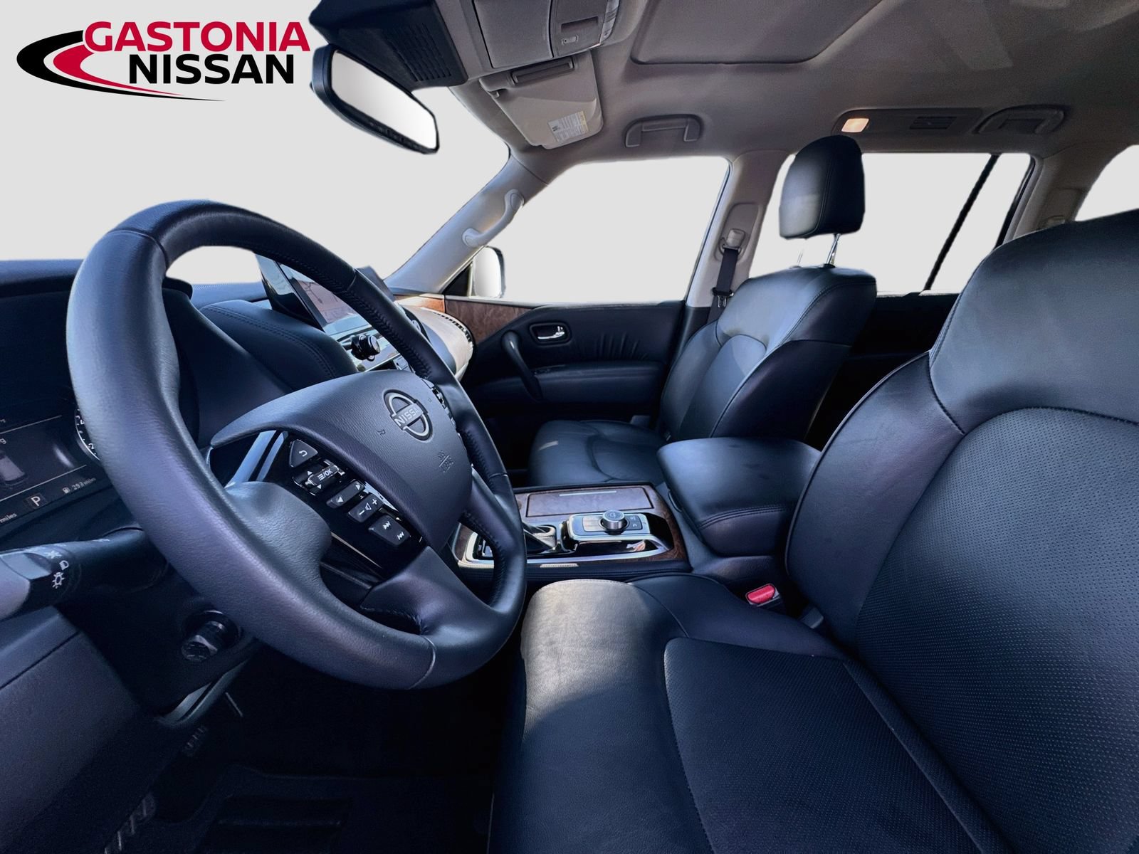 Used 2024 Nissan Armada SL w/ Captain's Chairs Package RWD image 29