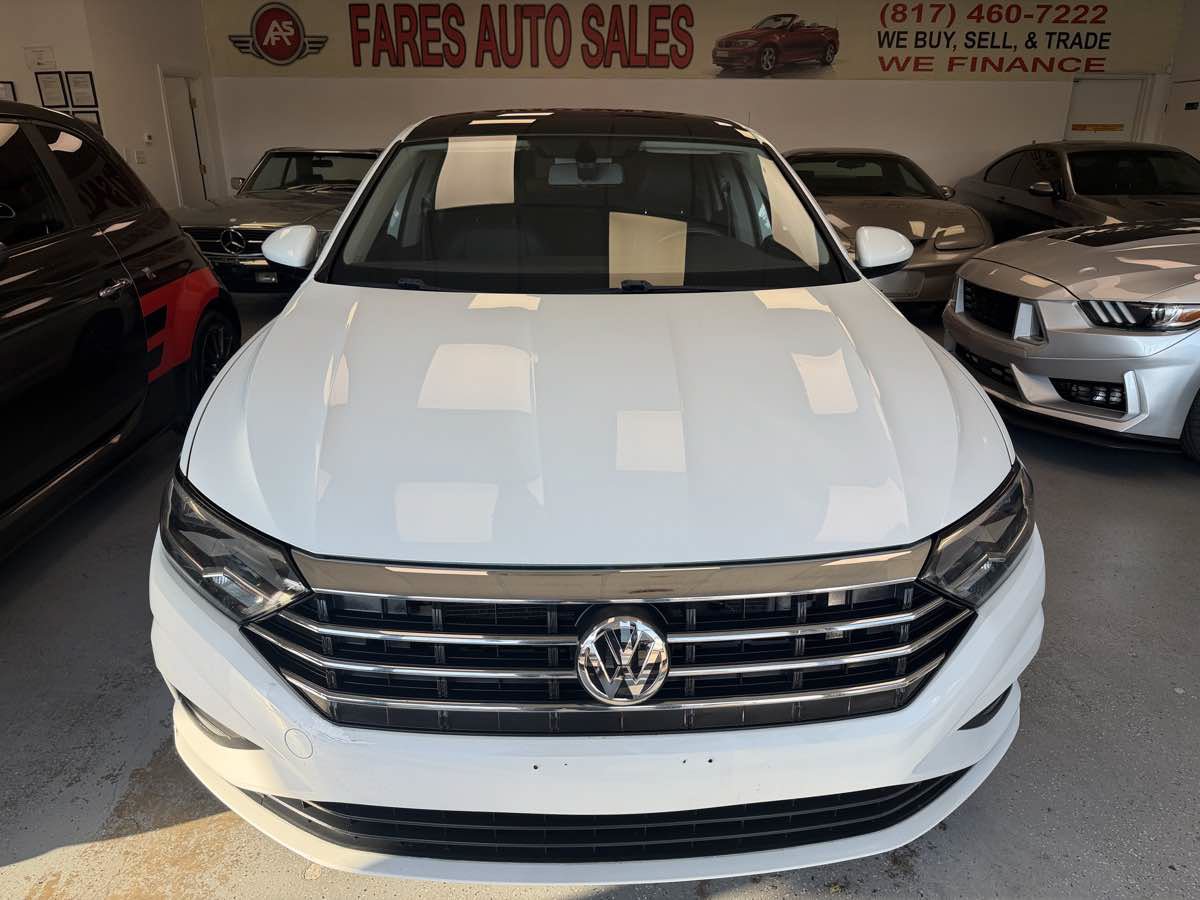 Used 2019 Volkswagen Jetta SE FWD image 2