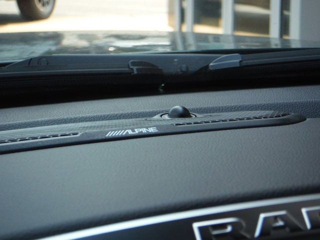 New 2027 RAM 1500 4x4 Crew Cab image 32