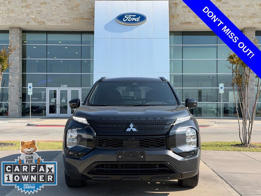 Used 2024 Mitsubishi Outlander SEL FWD image 2