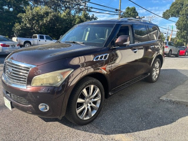 Used 2012 INFINITI QX56 4WD w/ Deluxe Touring Pkg image 2