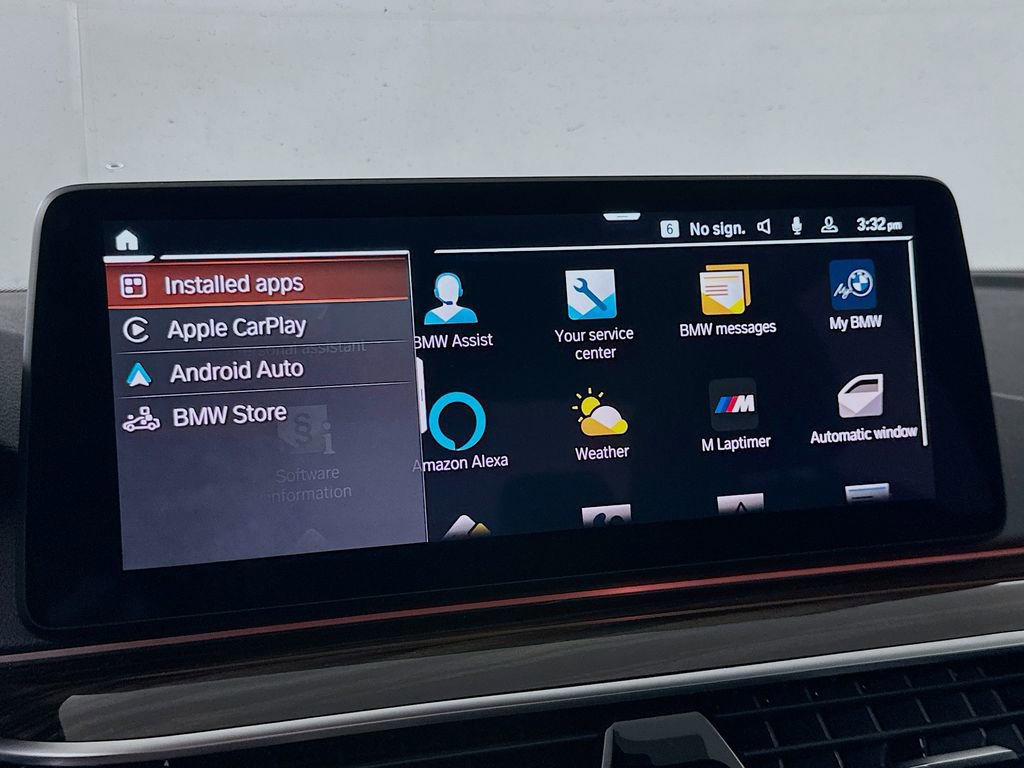 Used 2023 BMW 540i w/ Premium Package image 26