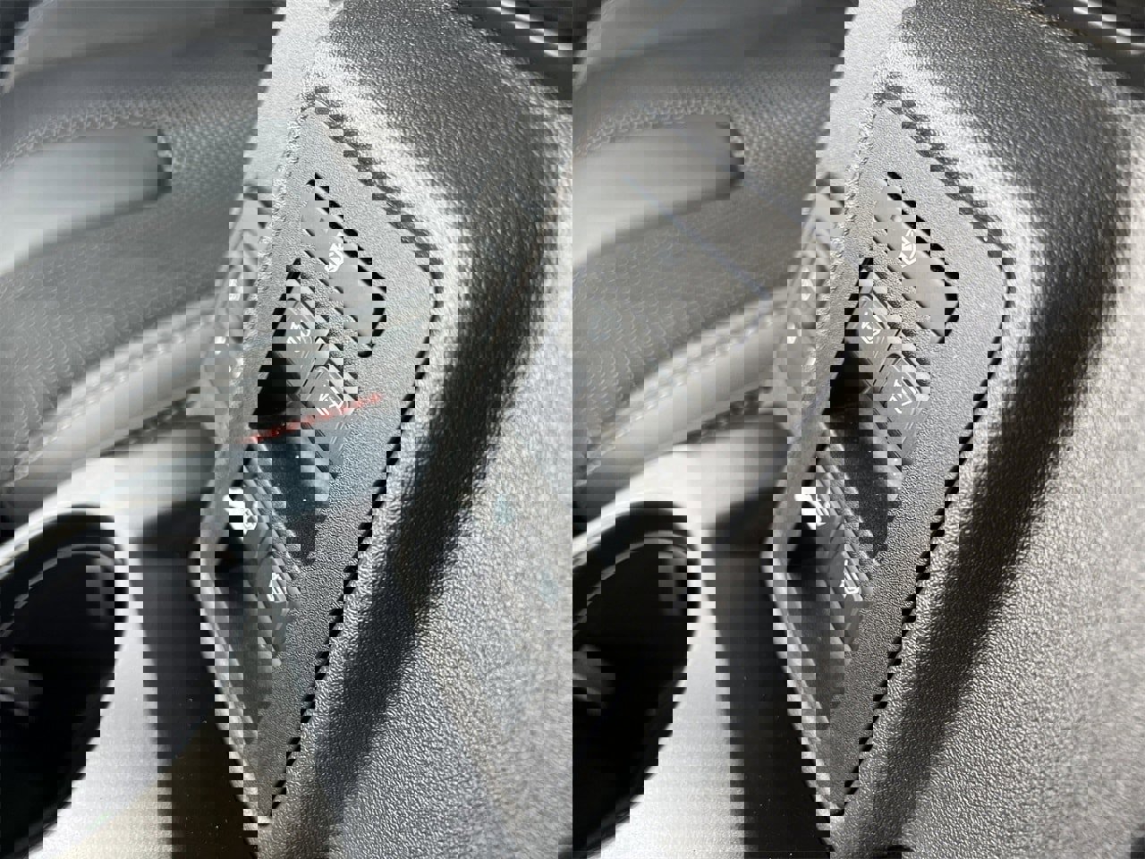 New 2025 Ford Bronco Raptor image 10