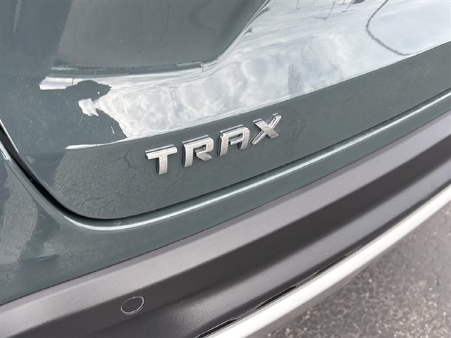 Used 2026 Chevrolet Trax LT w/ Sunroof Package FWD image 31