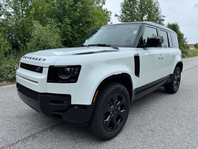 New 2026 Land Rover Defender 110 X-Dynamic SE