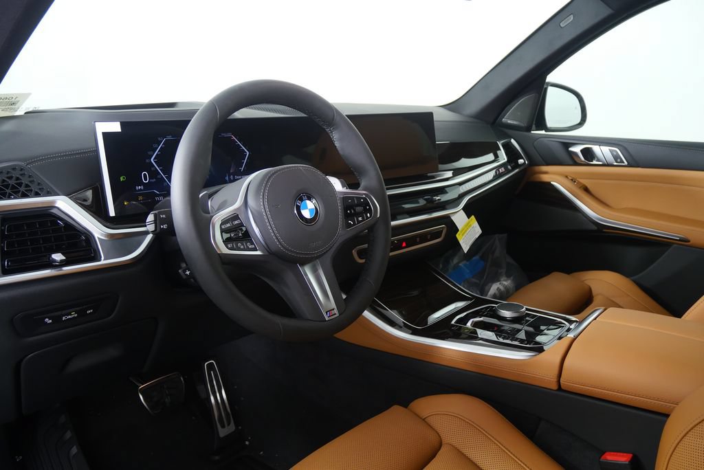 Used 2026 BMW X5 xDrive40i w/ M Sport Package AWD/4WD image 12