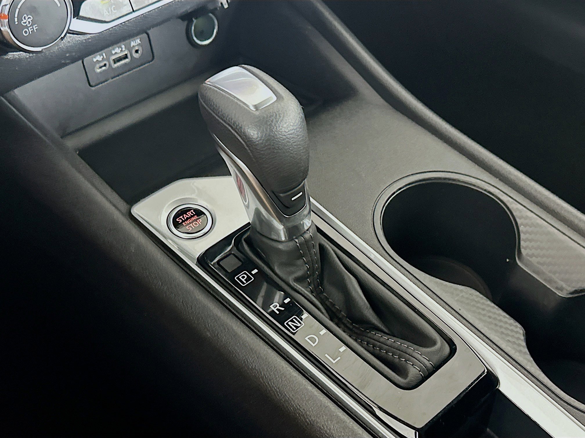 Used 2025 Nissan Altima 2.5 SV image 24