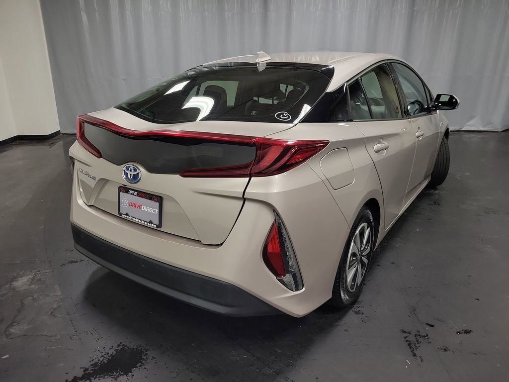 Used 2018 Toyota Prius Prime Plus image 8