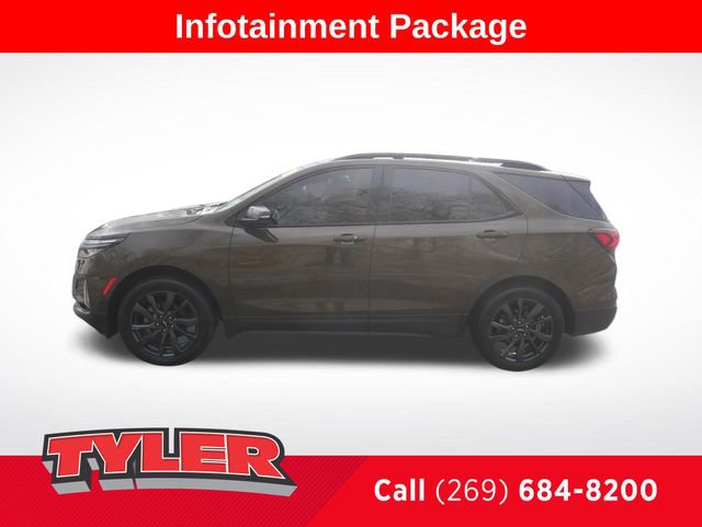 Used 2023 Chevrolet Equinox RS w/ RS Leather Package image 4