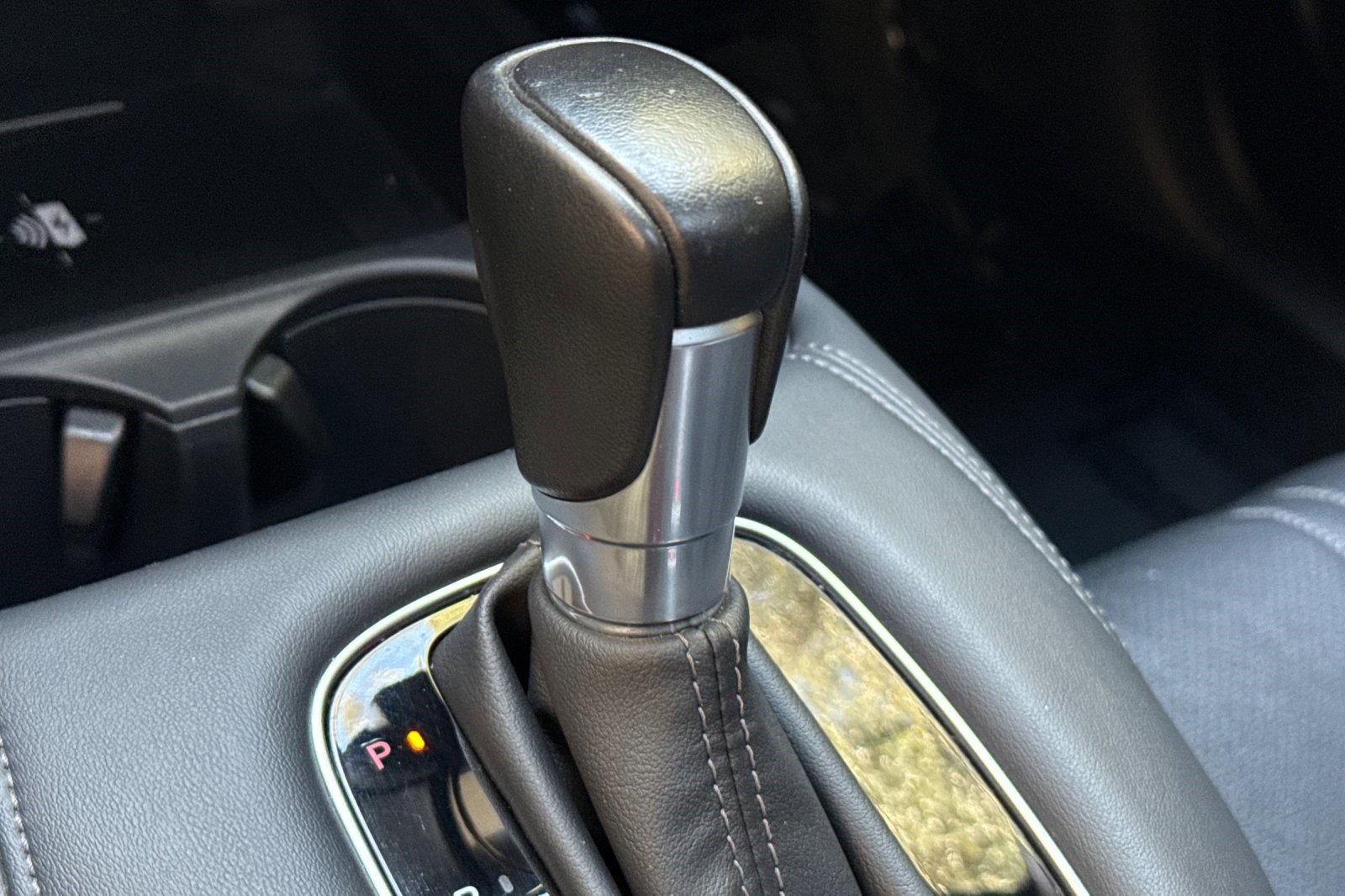 Used 2023 Honda HR-V EX-L image 17