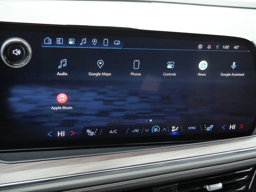 Used 2025 Chevrolet Suburban Z71 image 42