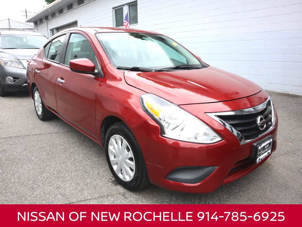 Used 2019 Nissan Versa SV FWD image 1