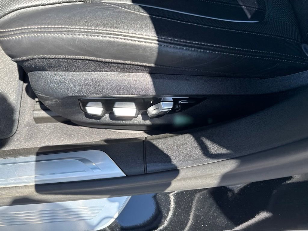 Used 2021 BMW M760i xDrive AWD/4WD image 4