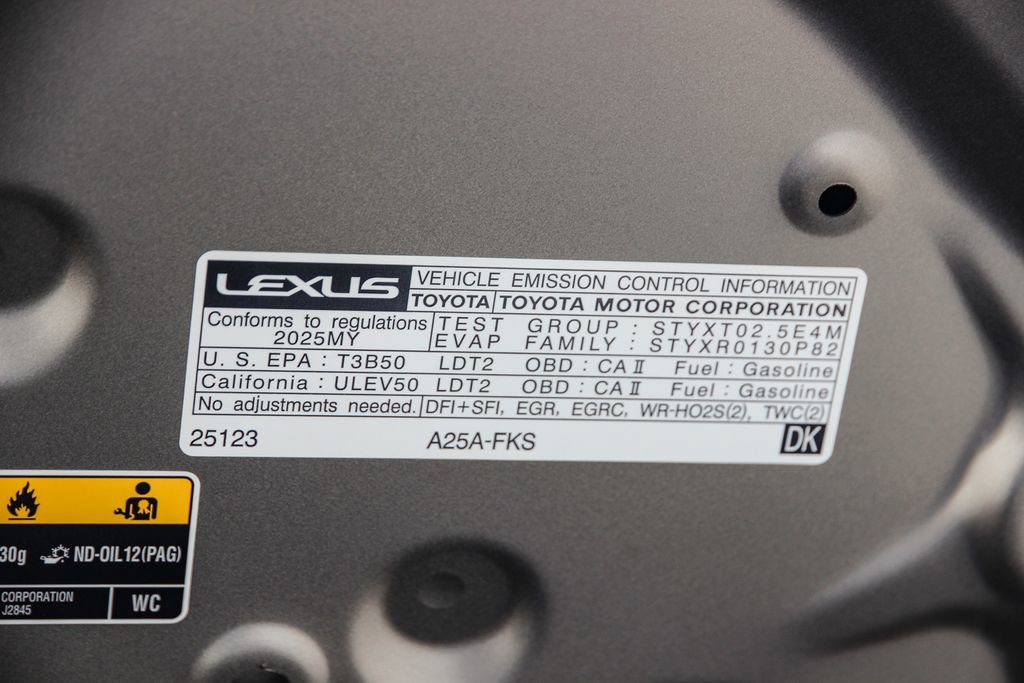 Certified 2025 Lexus NX 250 FWD image 28