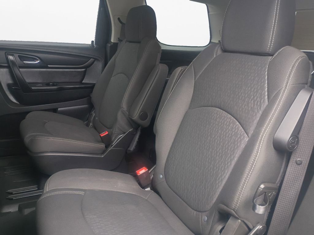 Used 2015 GMC Acadia SLE image 22