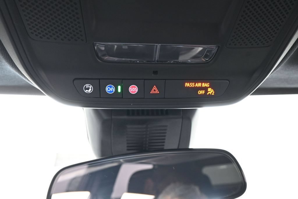 Used 2026 Chevrolet Equinox LT FWD image 32