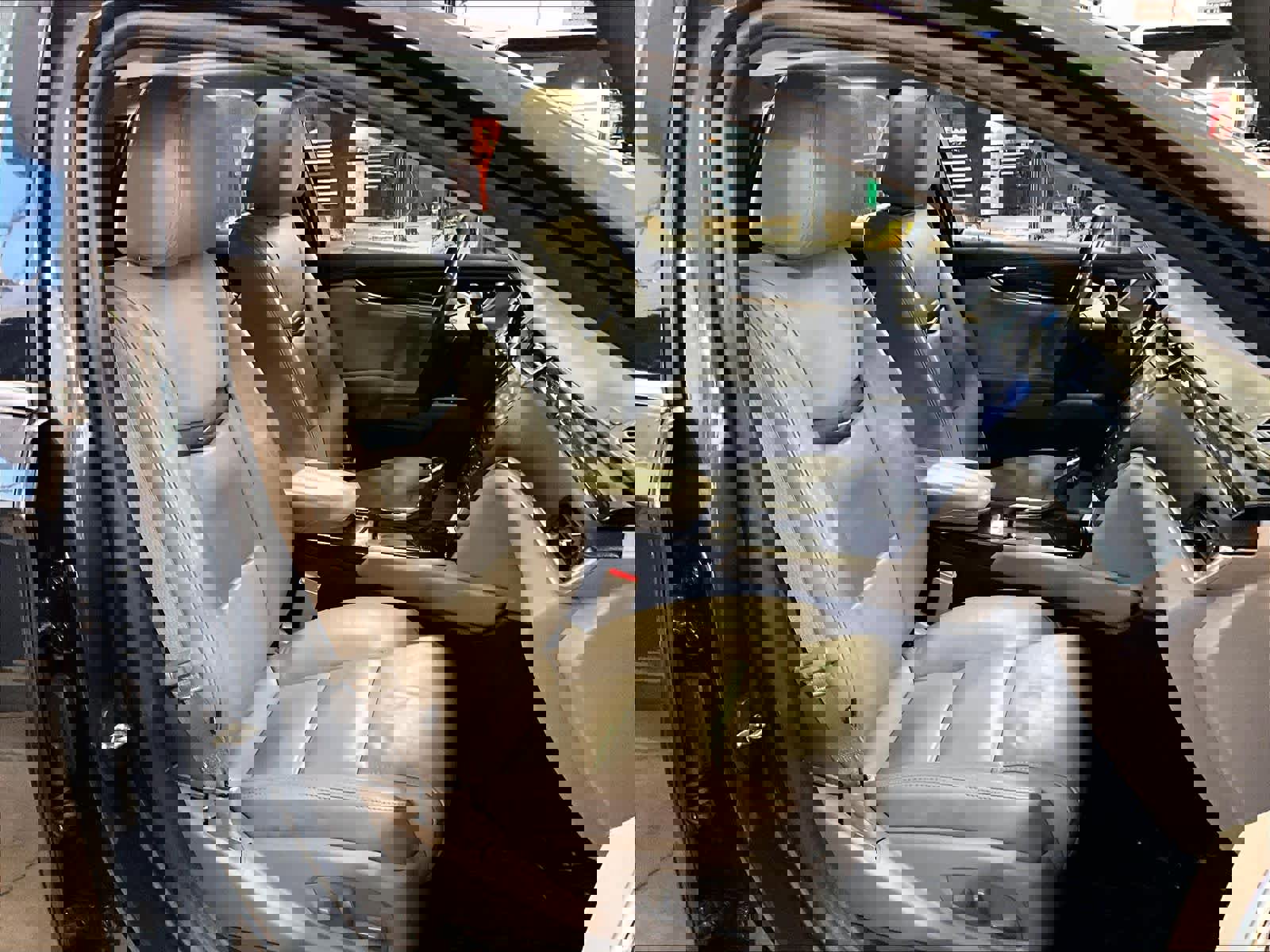 Used 2016 Cadillac XTS Luxury w/ Driver Awareness Package image 11