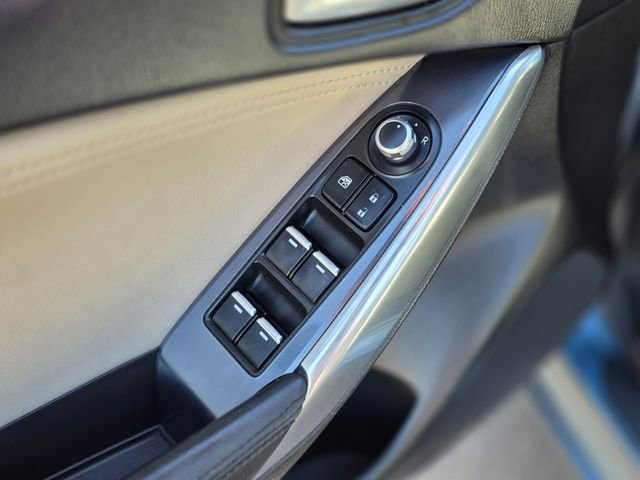 Used 2017 MAZDA MAZDA6 Touring image 16