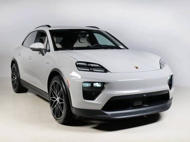 New 2026 Porsche Macan 4S Electric AWD/4WD image 7